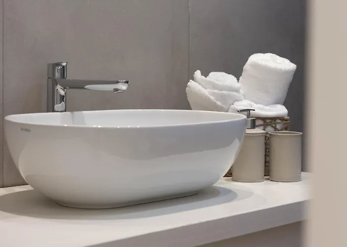 Blue Dolphin By Portofinohomes *