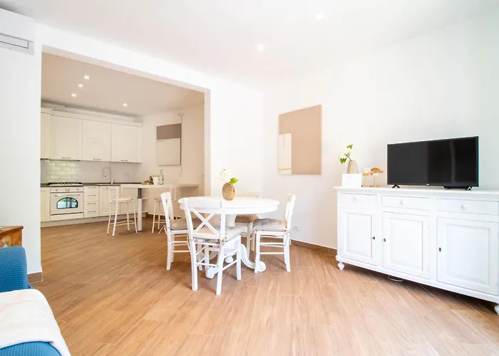 Blue Dolphin By Portofinohomes * Portofino